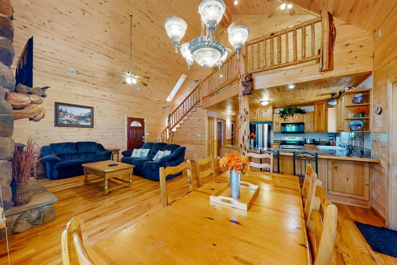 Whispering Pines Retreat Villa Pinetop-Lakeside Bagian luar foto